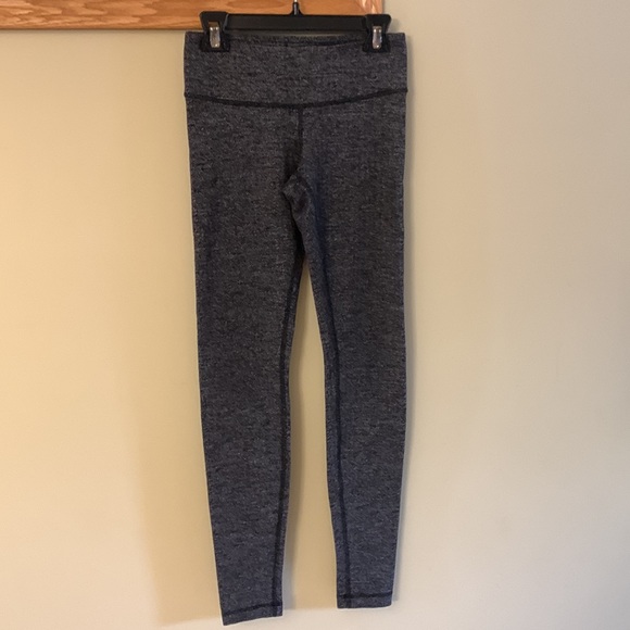 Lululemon leggings - Picture 4 of 5